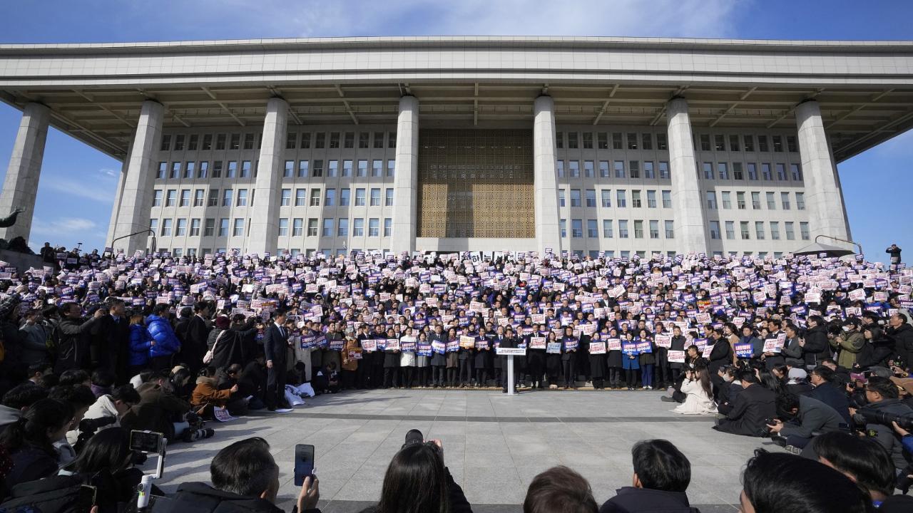 S Korea S Opposition To Submit Motion To Impeach President Yoon Cgtn