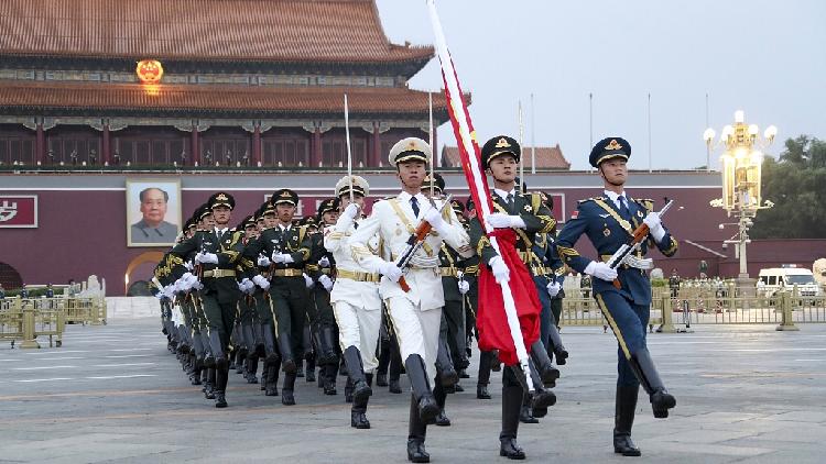 Grand flag-raising ceremony held on China's Army Day - CGTN