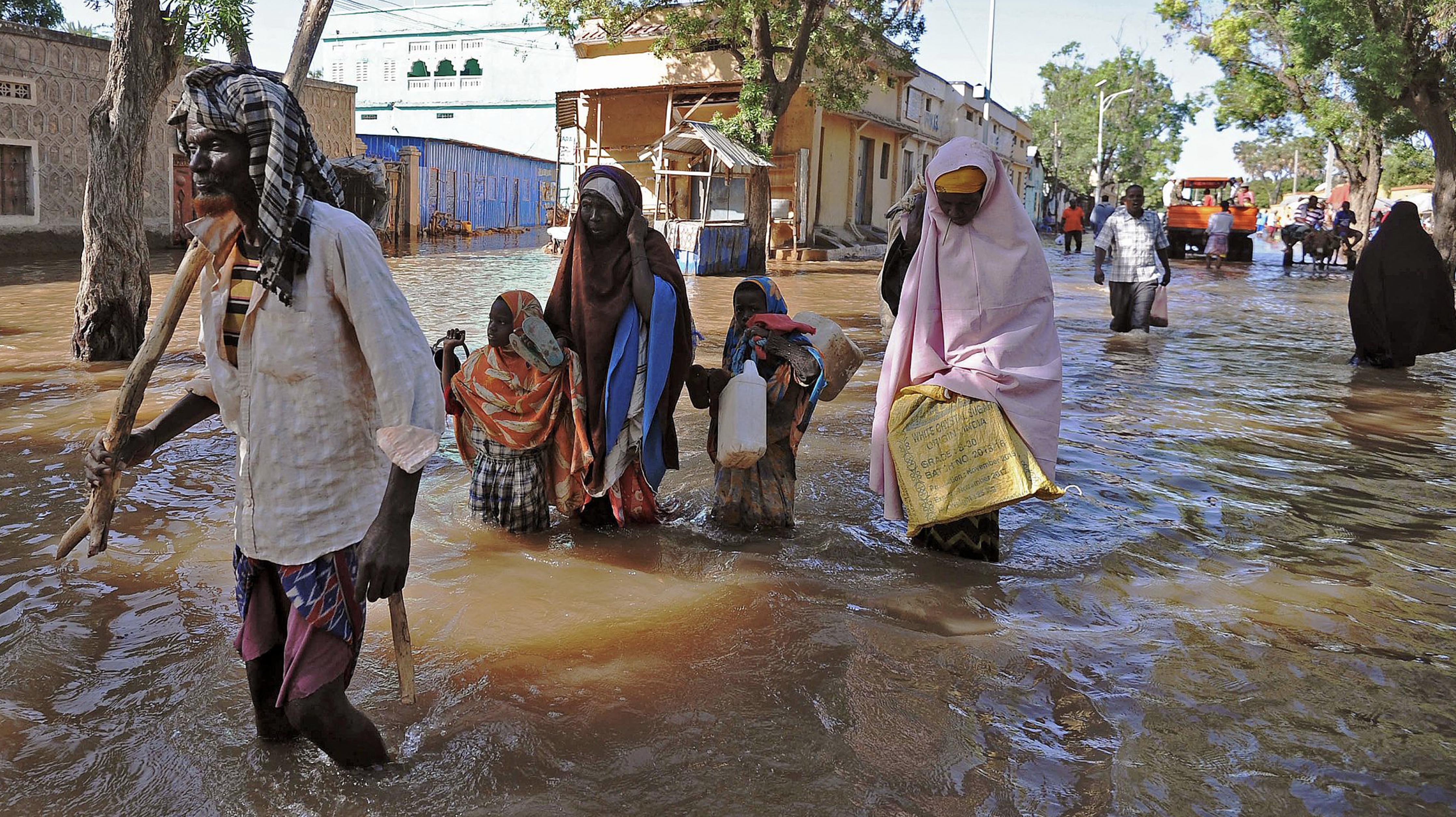 Floods in Somalia lead hundreds displaced, farmlands destroyed CGTN