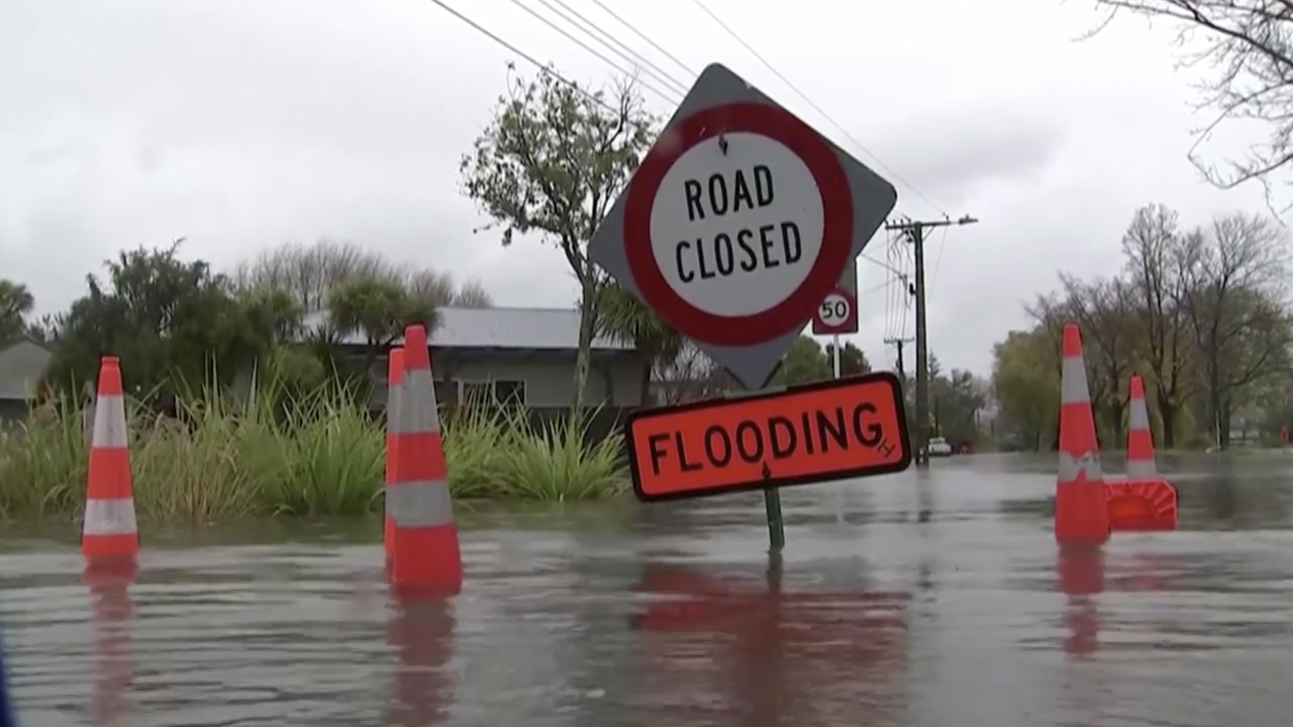 New Zealand floods Thousands prepare for mass evacuation CGTN