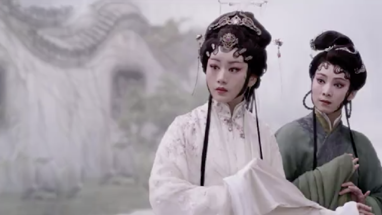 Film version of classic Cantonese Opera wins hearts - CGTN