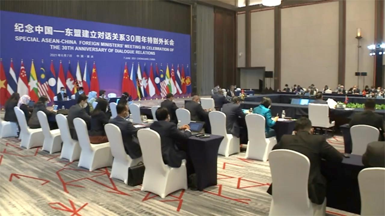 Chinese FM calls for more cooperation among ASEAN countries - CGTN