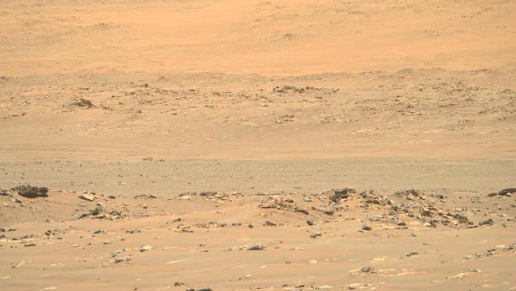 NASA's rover prepares to begin hunt for signs of ancient life on Mars ...