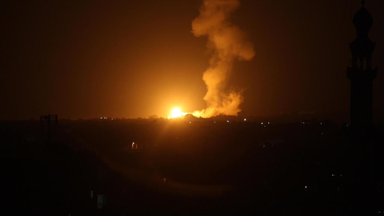 Israel strikes Hamas sites in Gaza in response to incendiary balloons ...