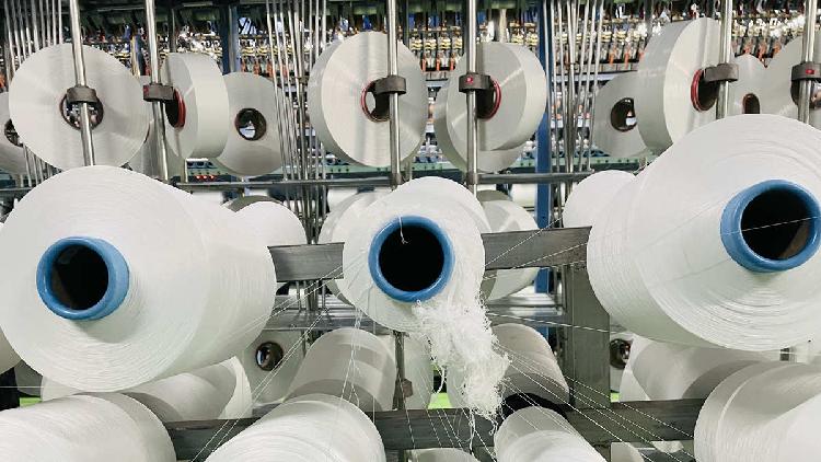 COVID-19 brings challenges to China's textile exporters - CGTN