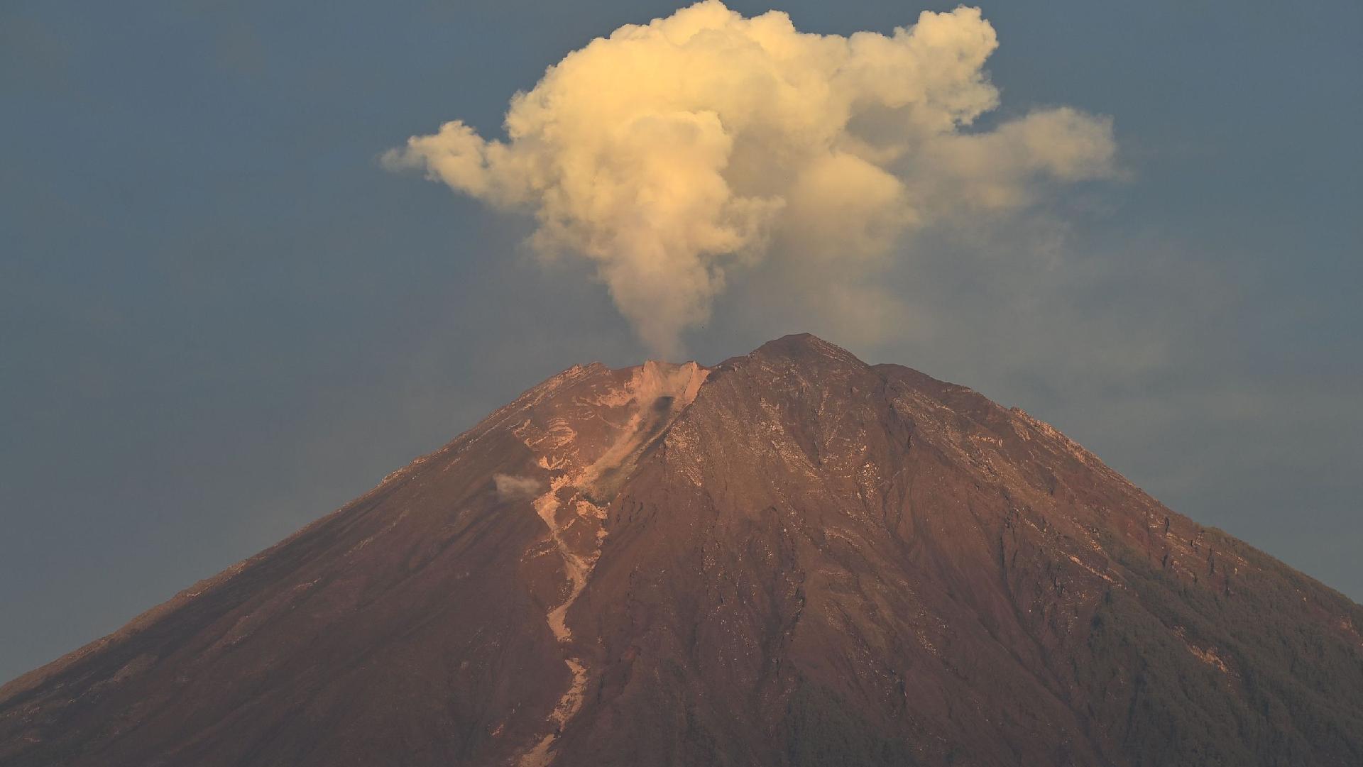 Indonesia's Mount Semeru volcano eruption death toll rises to 34 - CGTN