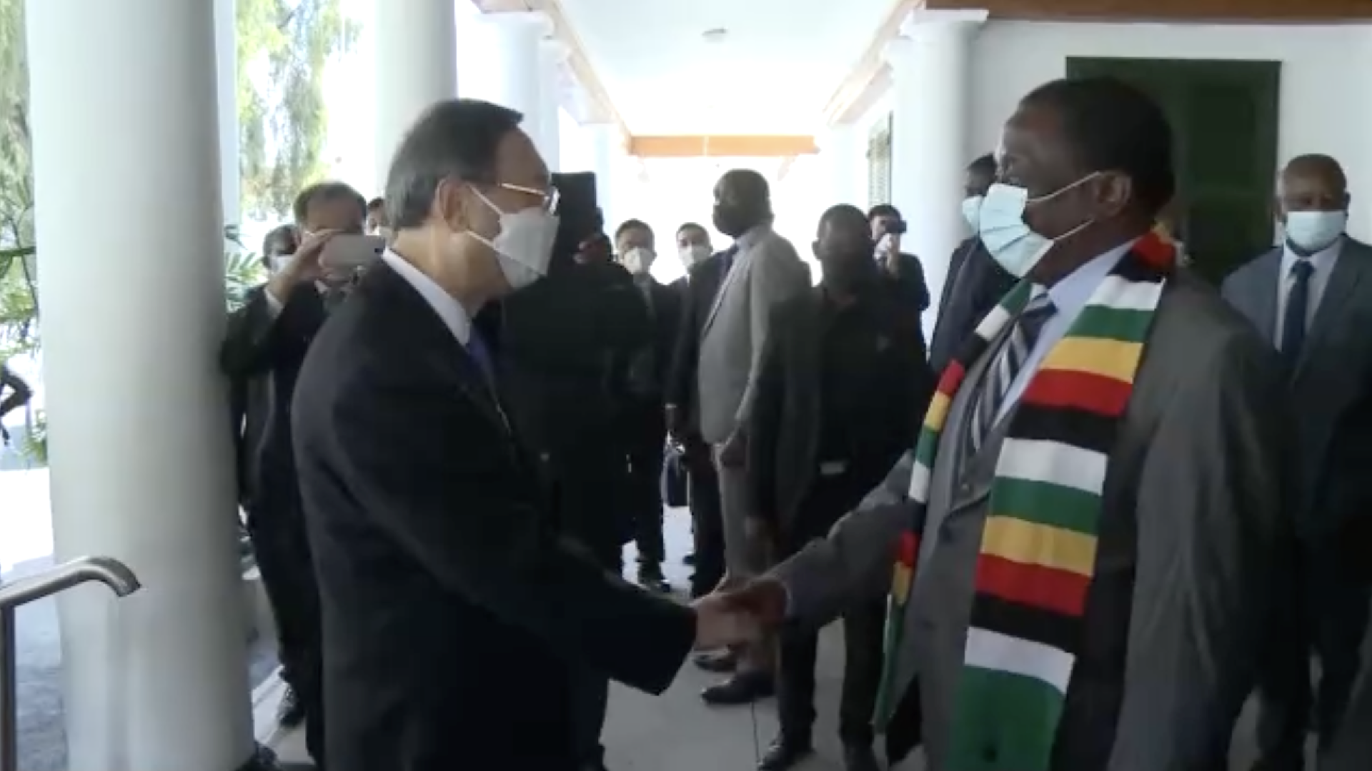 China vows to strengthen cooperation with Zimbabwe in various fields - CGTN