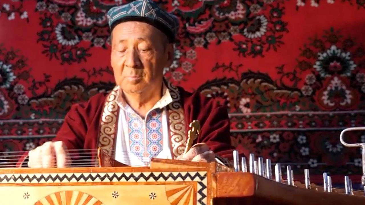 Kalongqin Ancient stringed Uygur instrument CGTN