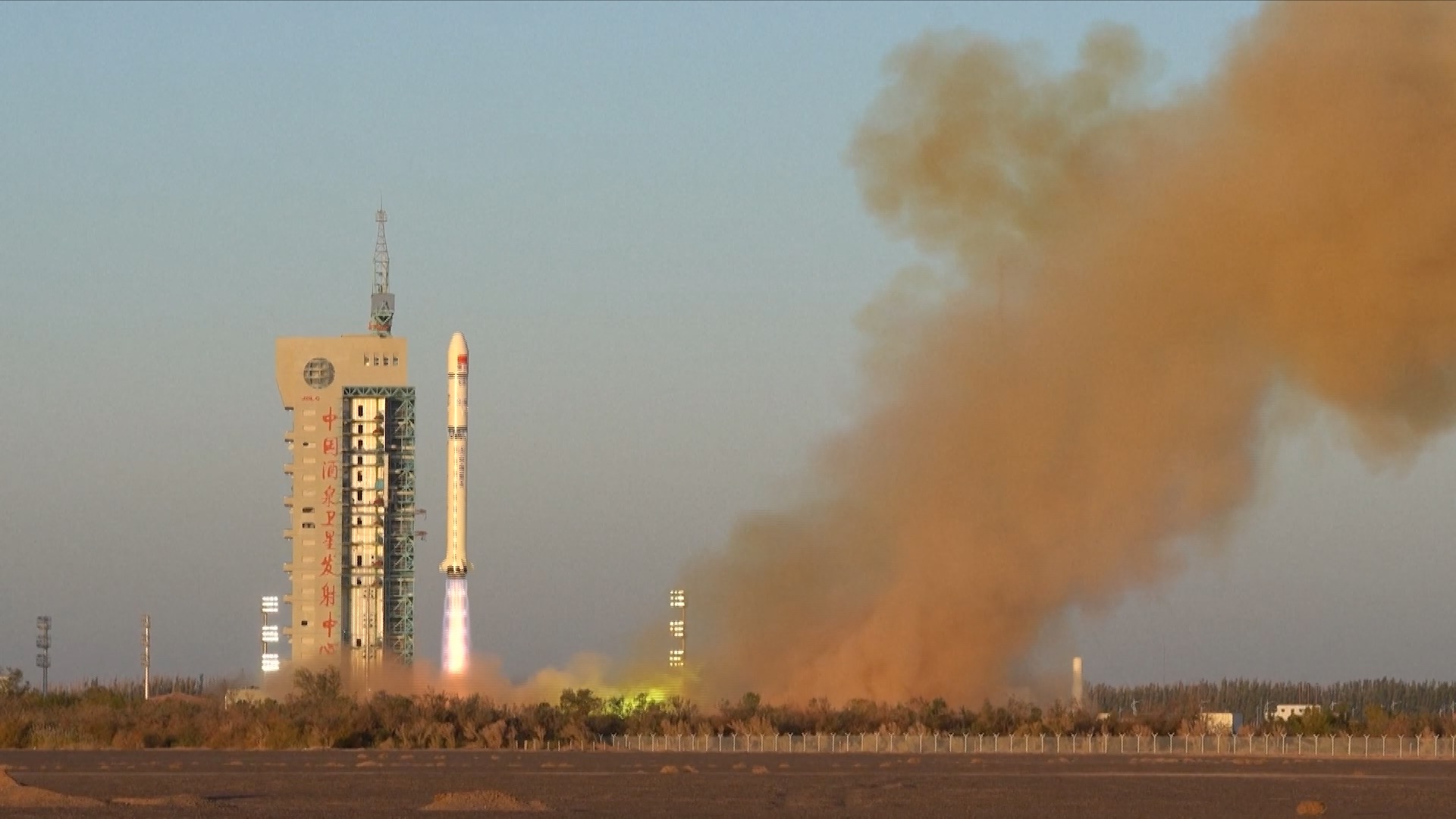 China lanza Kuafu-1, la primera sonda totalmente solar