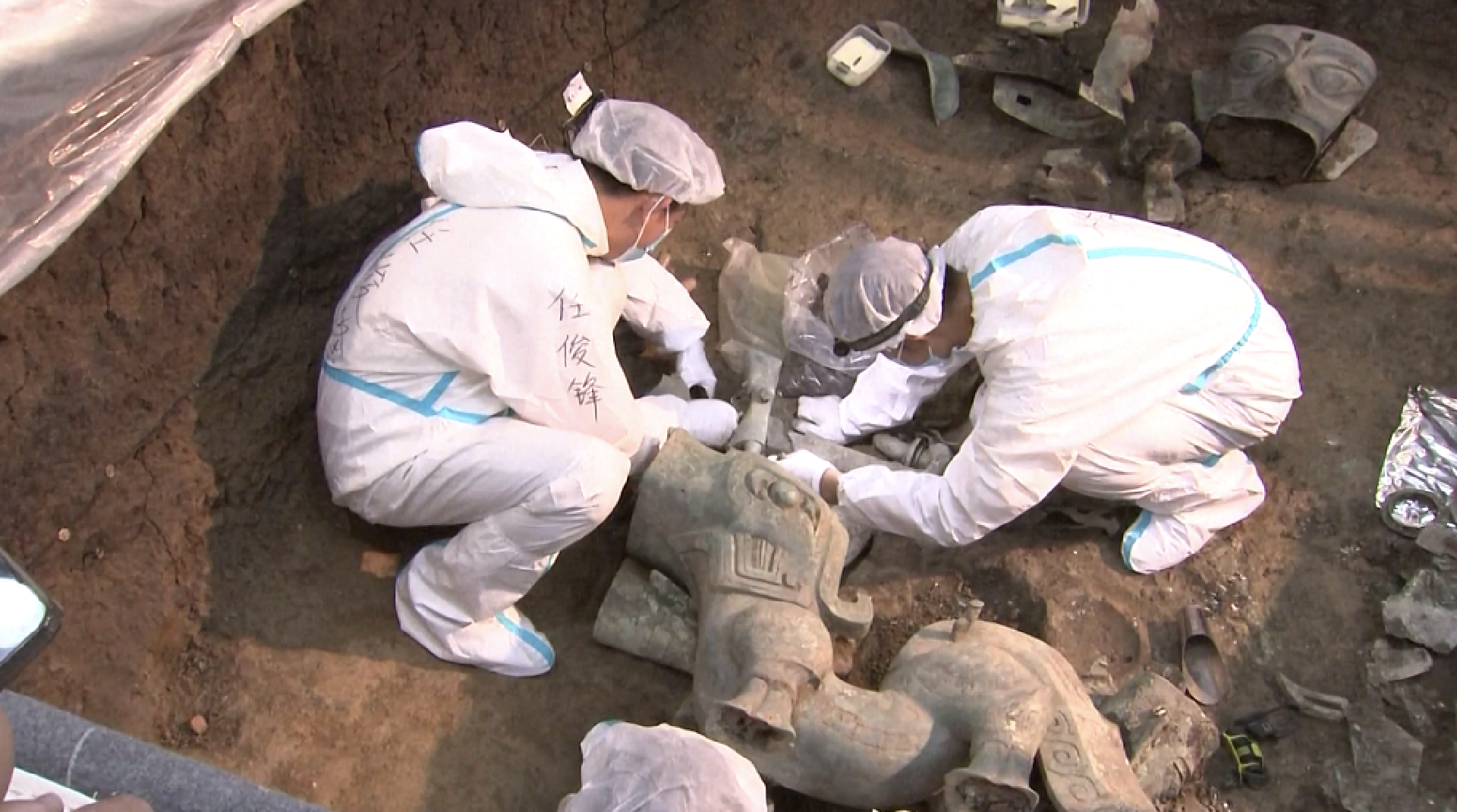 Relics at Sanxingdui reveal depth of ancient Chinese civilization CGTN