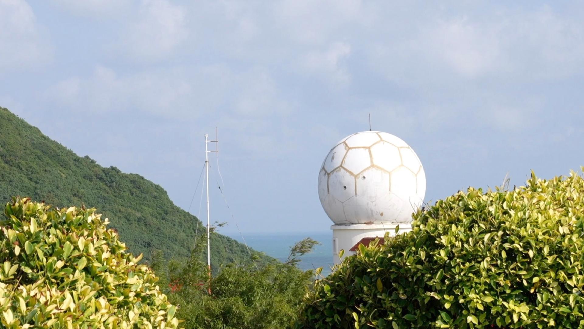 Visiting the beautiful seaside tracking station in Hainan - CGTN