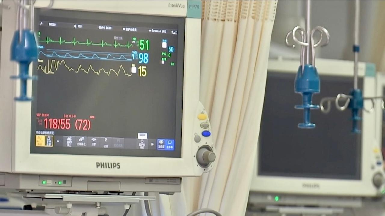 Heart surgeon witnesses miracle of life on the operating table CGTN