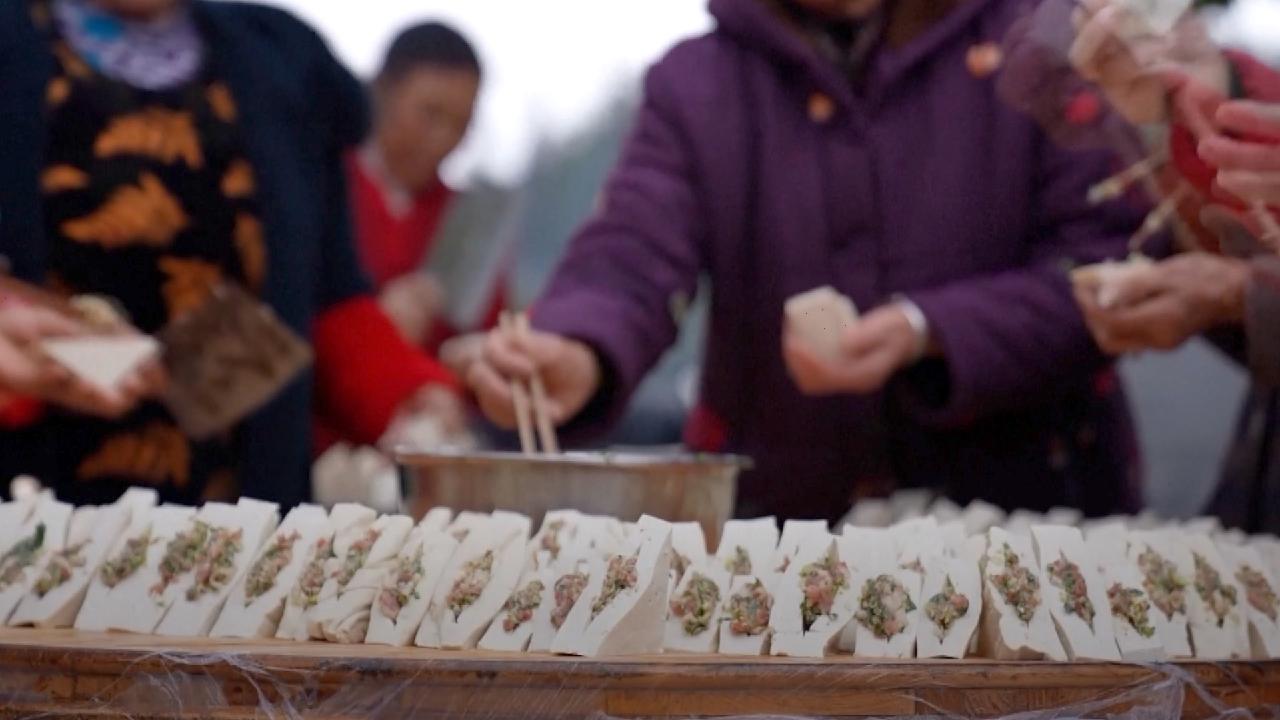 Specialty foods give Spring Festival returnees a true taste of home CGTN