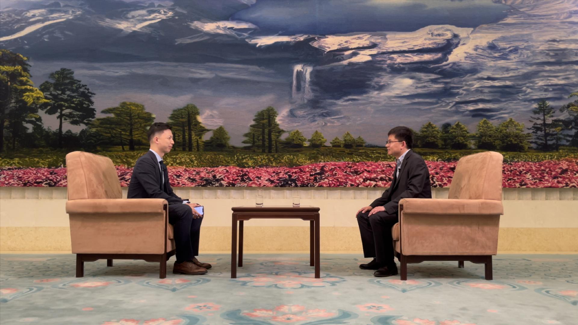 Peking university professor discusses rising emphasis on basic science
