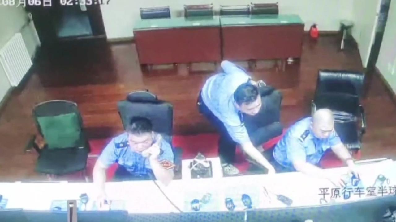 Railway staff apply emergency brakes as quake jolts Shandong CGTN