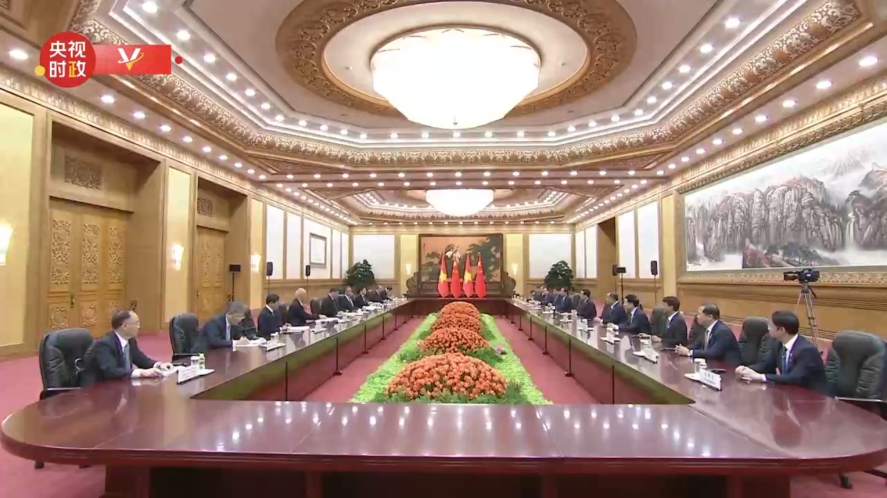 President Xi meets Vietnamese President Vo Van Thuong - CGTN