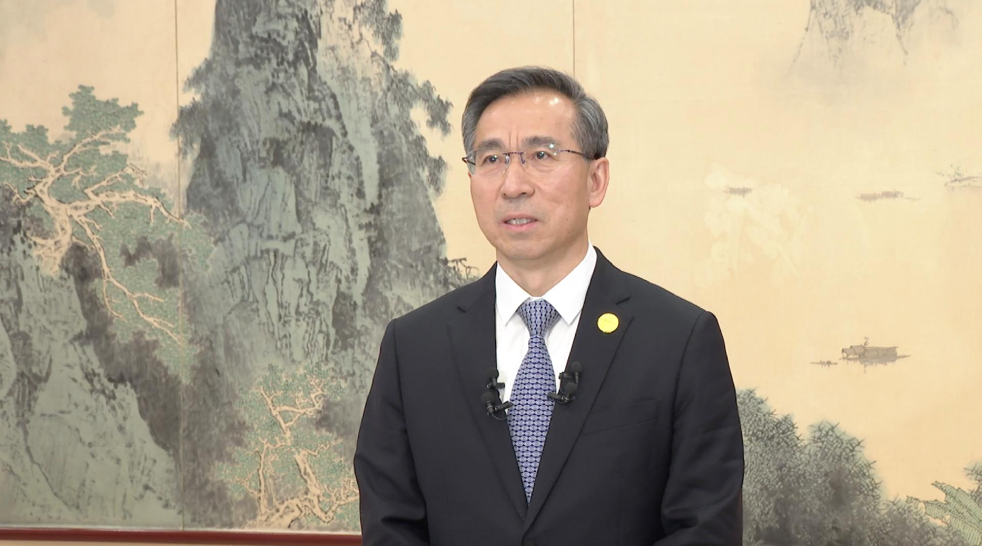 Beijing Prepares for APEC CEO Forum and Supply Chain Expo