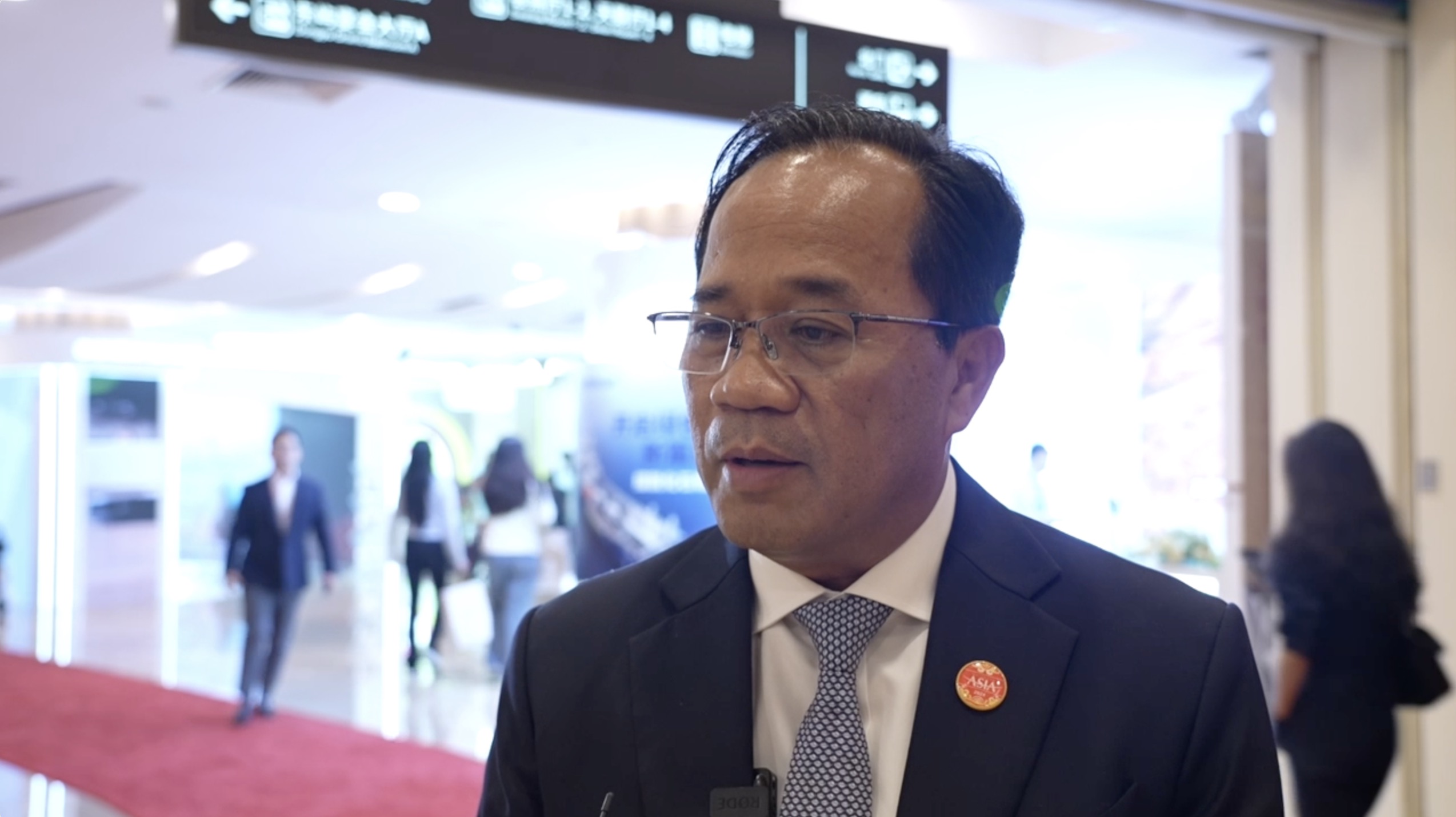 Lao central bank supports regional economic & financial integration