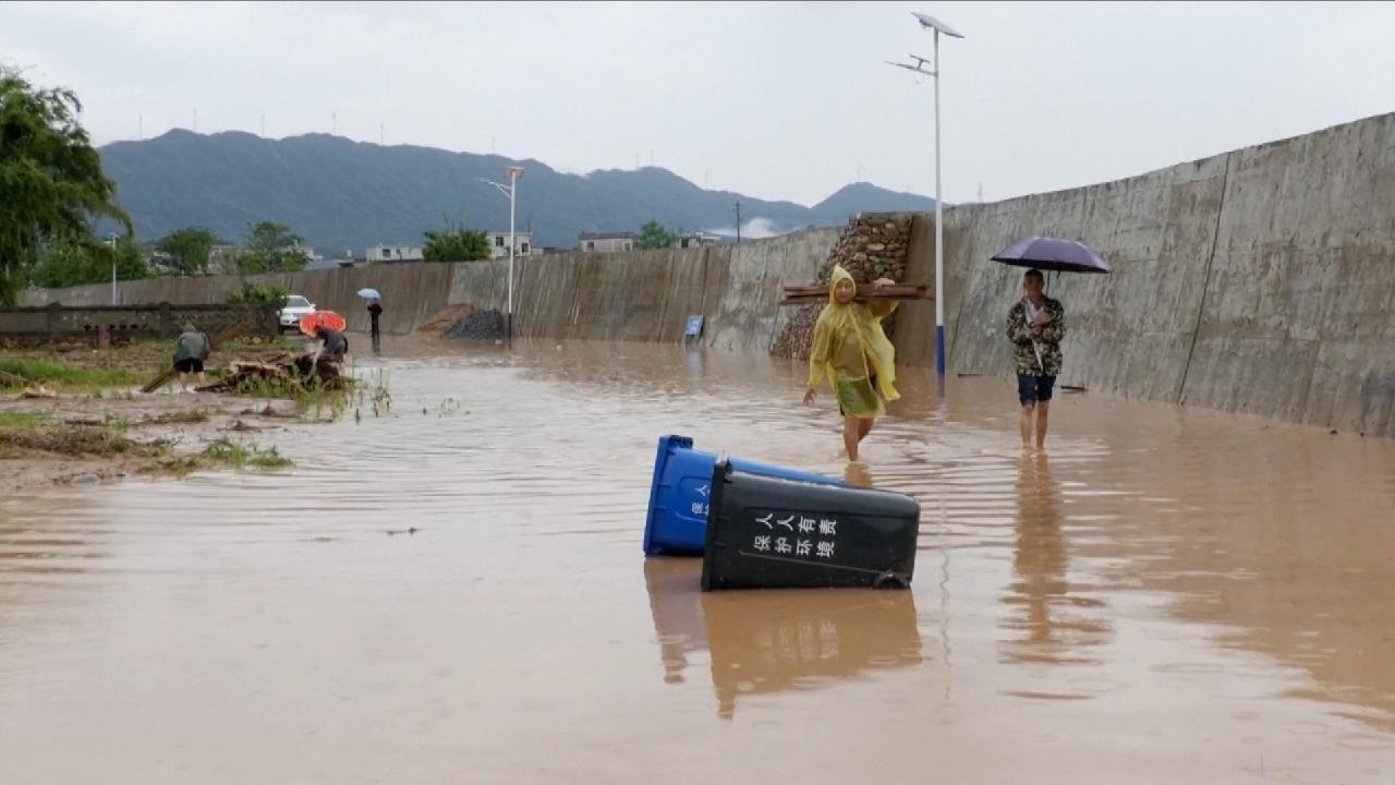 Guangdong, Jiangxi Intensify Evacuations Amid Heavy Rain - CGTN