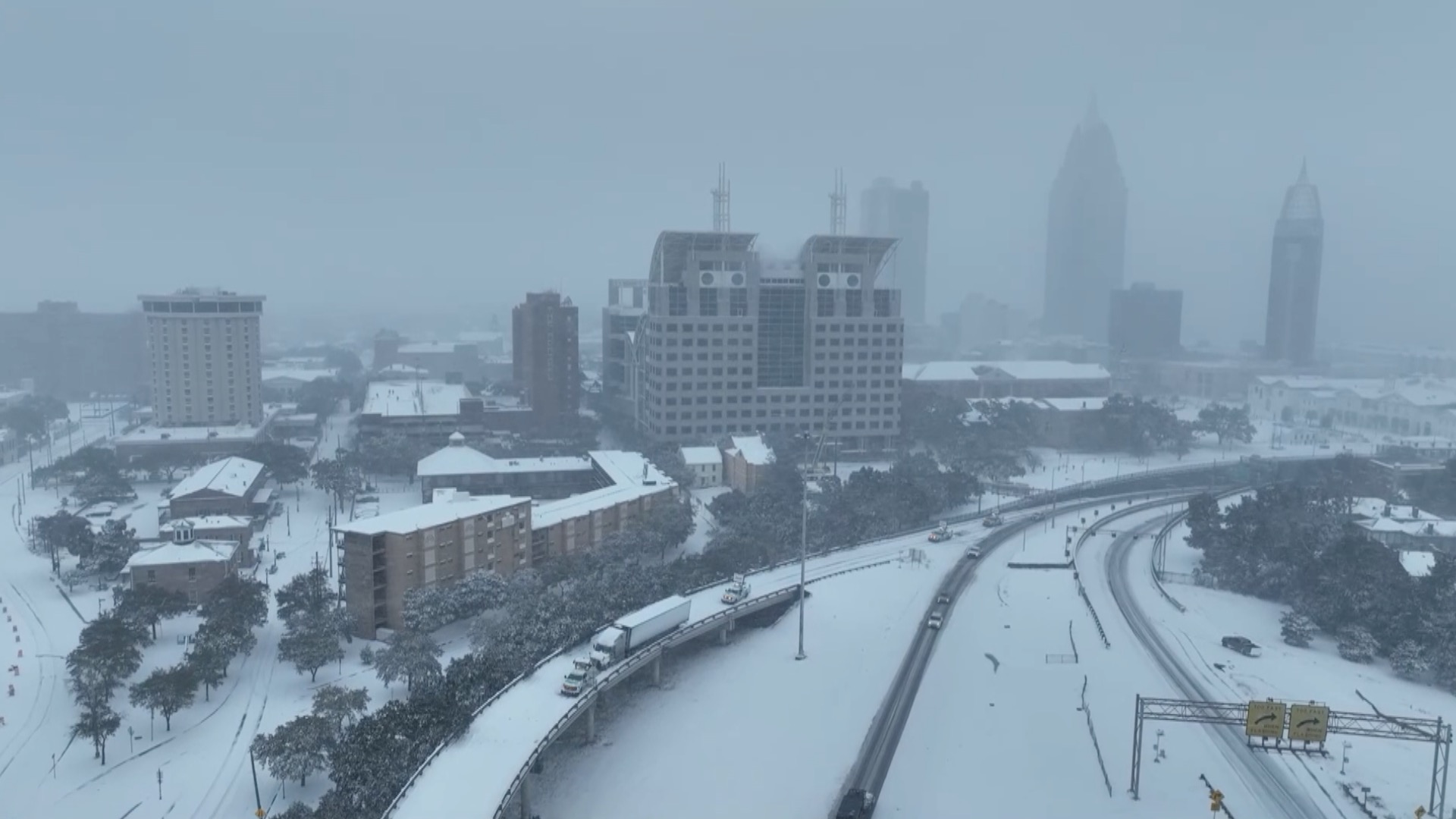 Frigid winter storm brings rare snow and ice to S U.S. CGTN