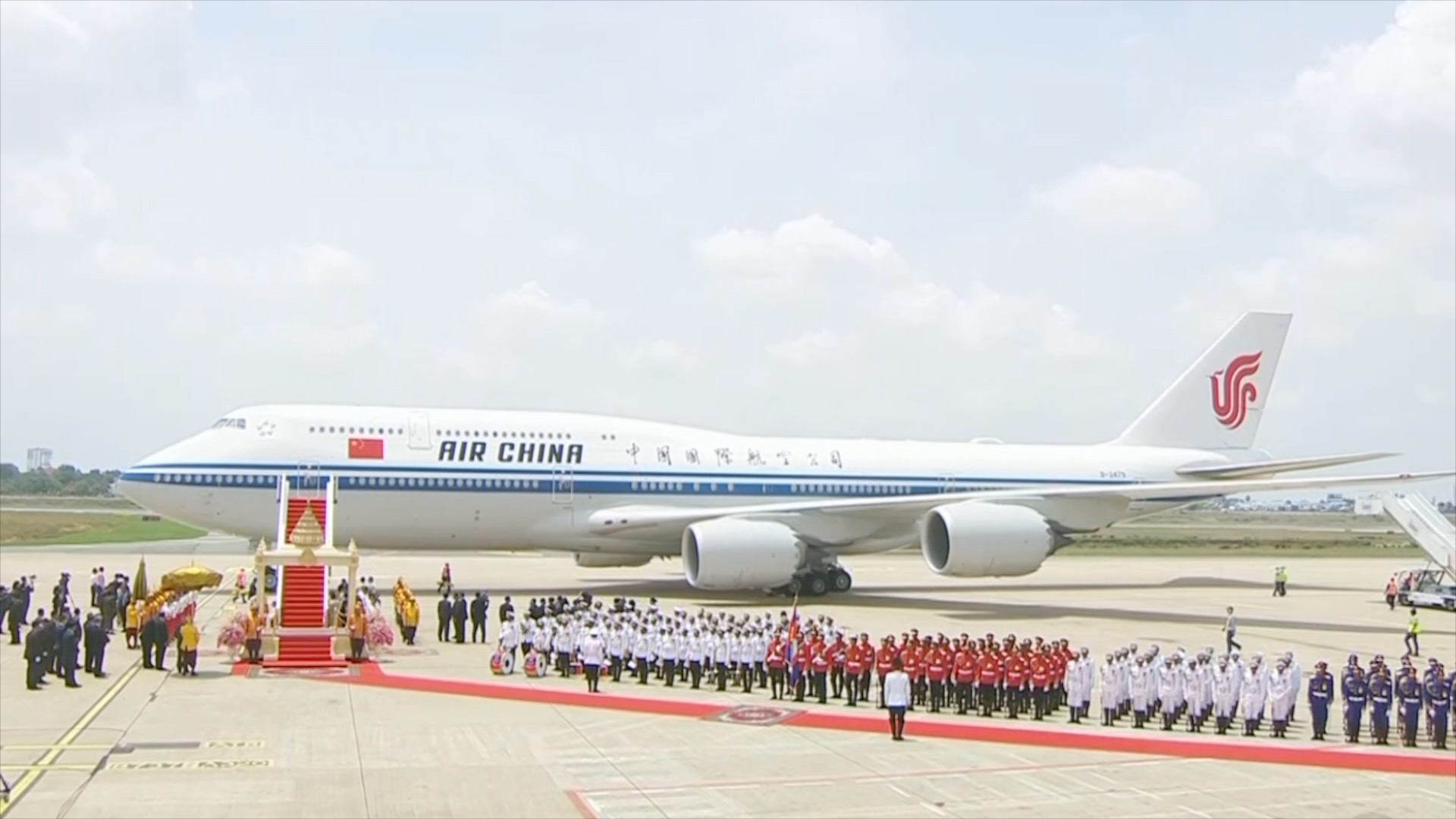 Cambodia extends highest-level welcome for Xi's visit