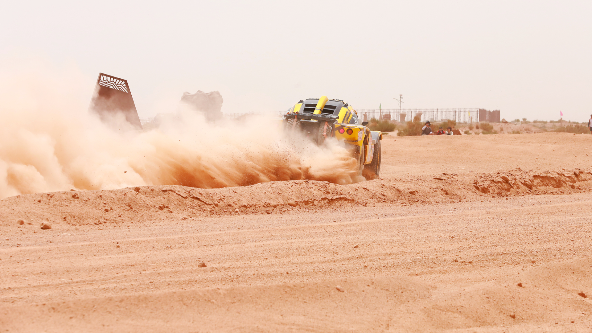 Taklimakan Rally: Gelazninkas claims victory in third stage