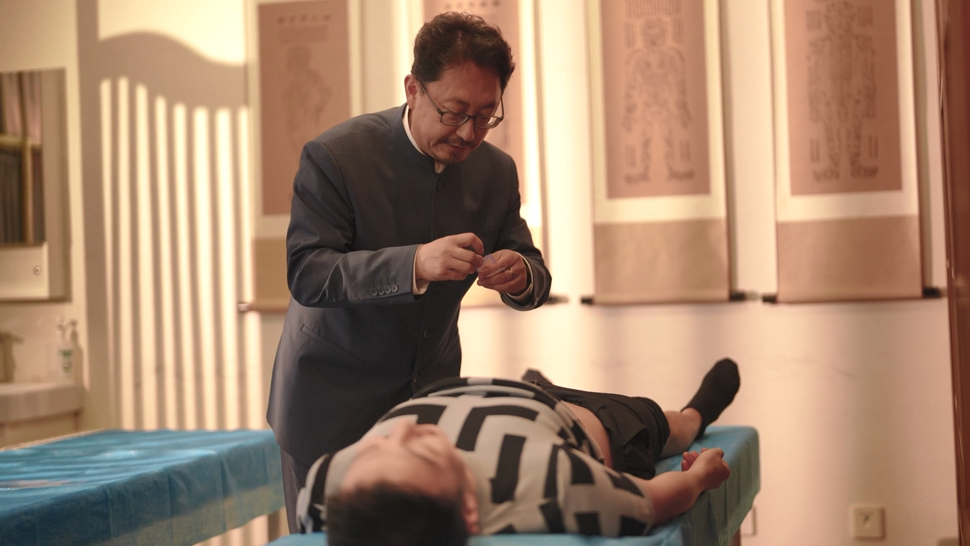 How TCM's natural rituals will keep your yang afloat this summer