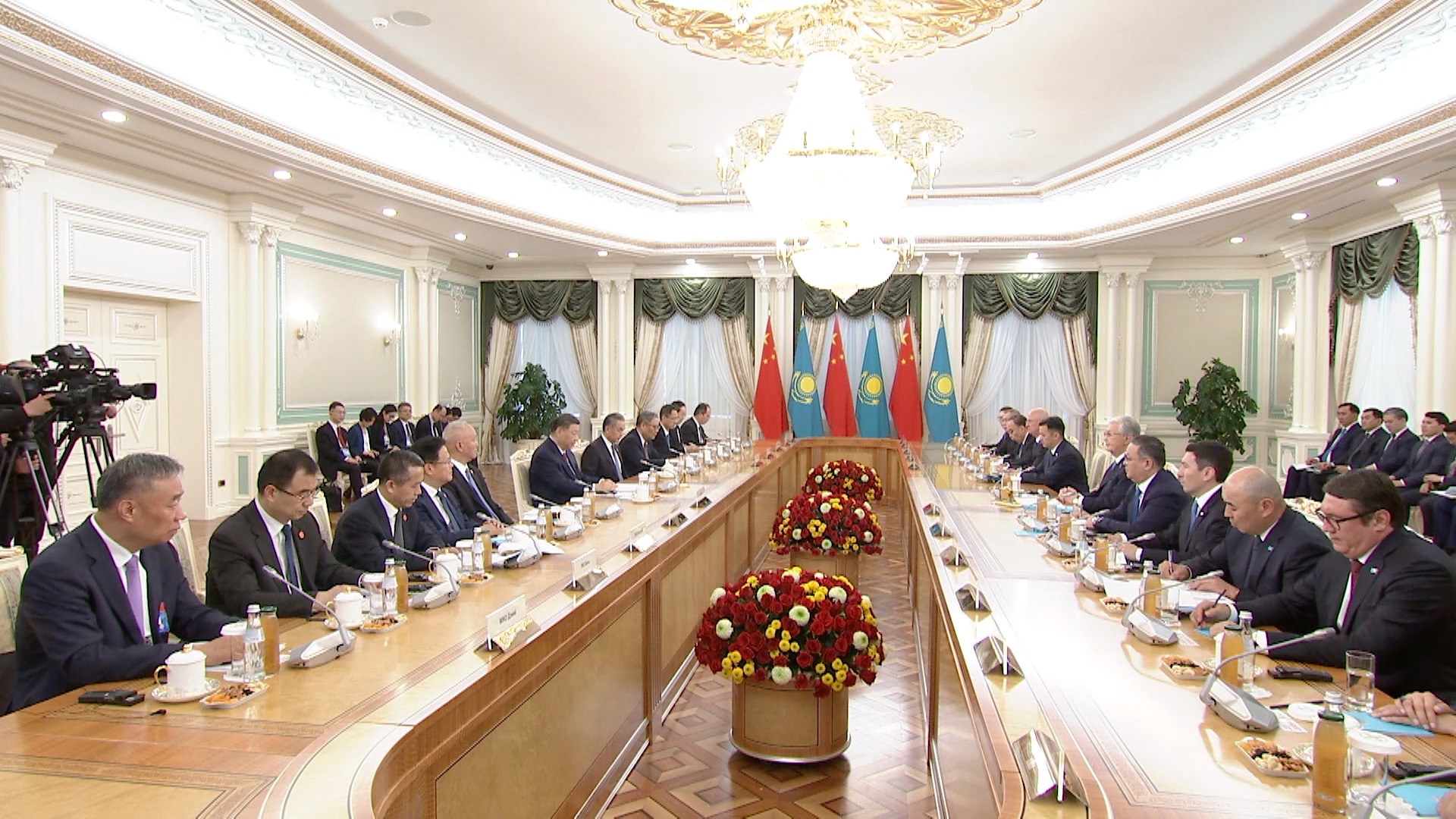 Xi: China, Kazakhstan to boost regional, world peace and development