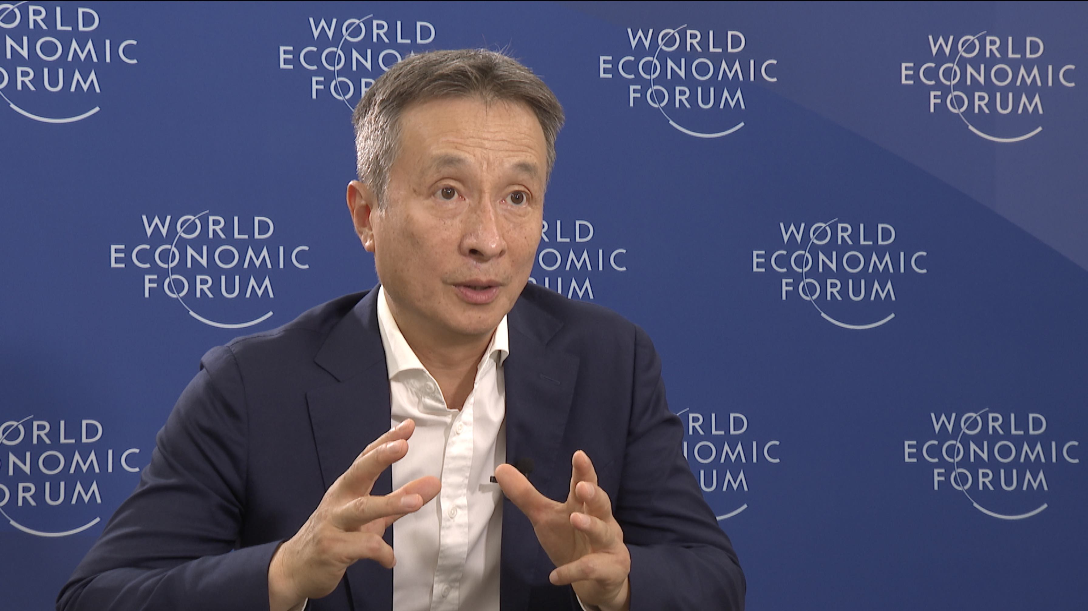 Int'l businesses reinforce long-term commitment to China at forum