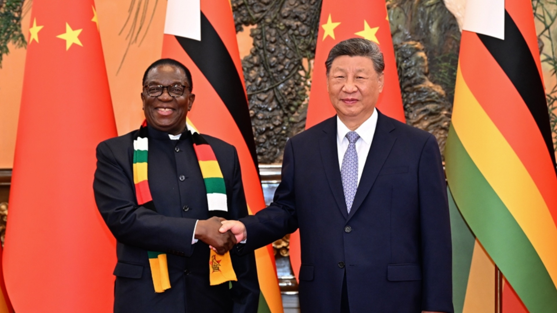 China, Zimbabwe lift ties to all-weather community with shared future