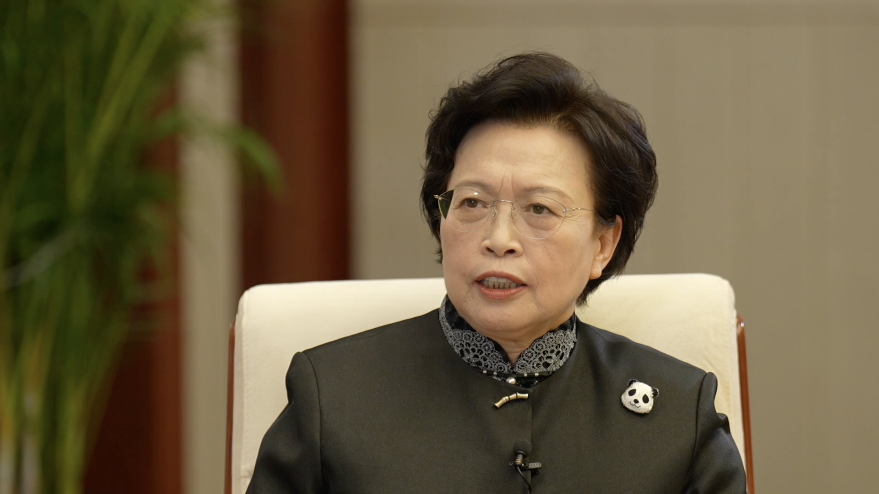 Huang: Global challenges for women are more severe and complex
