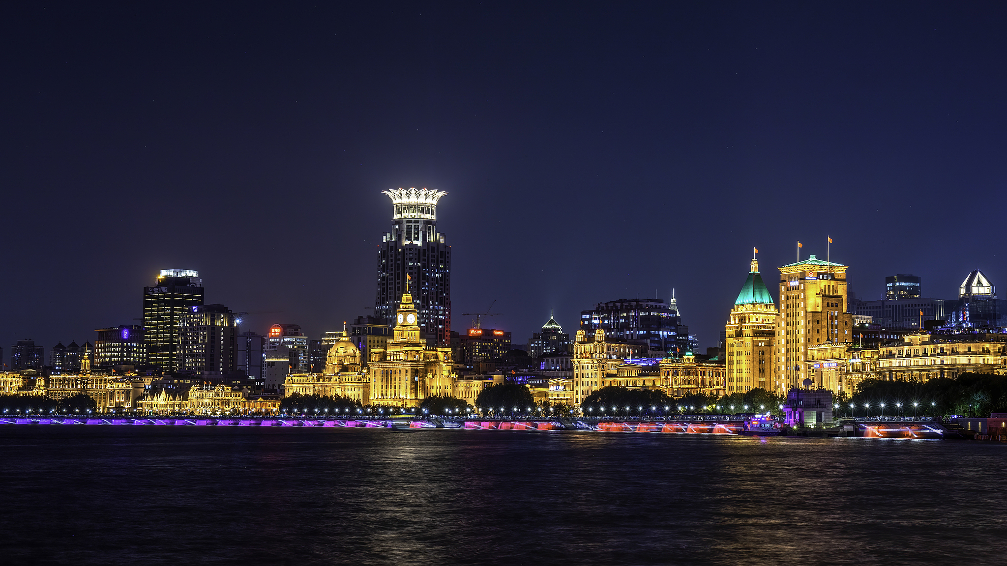 2025 Bund Summit emphasizes 'new order, new tech'