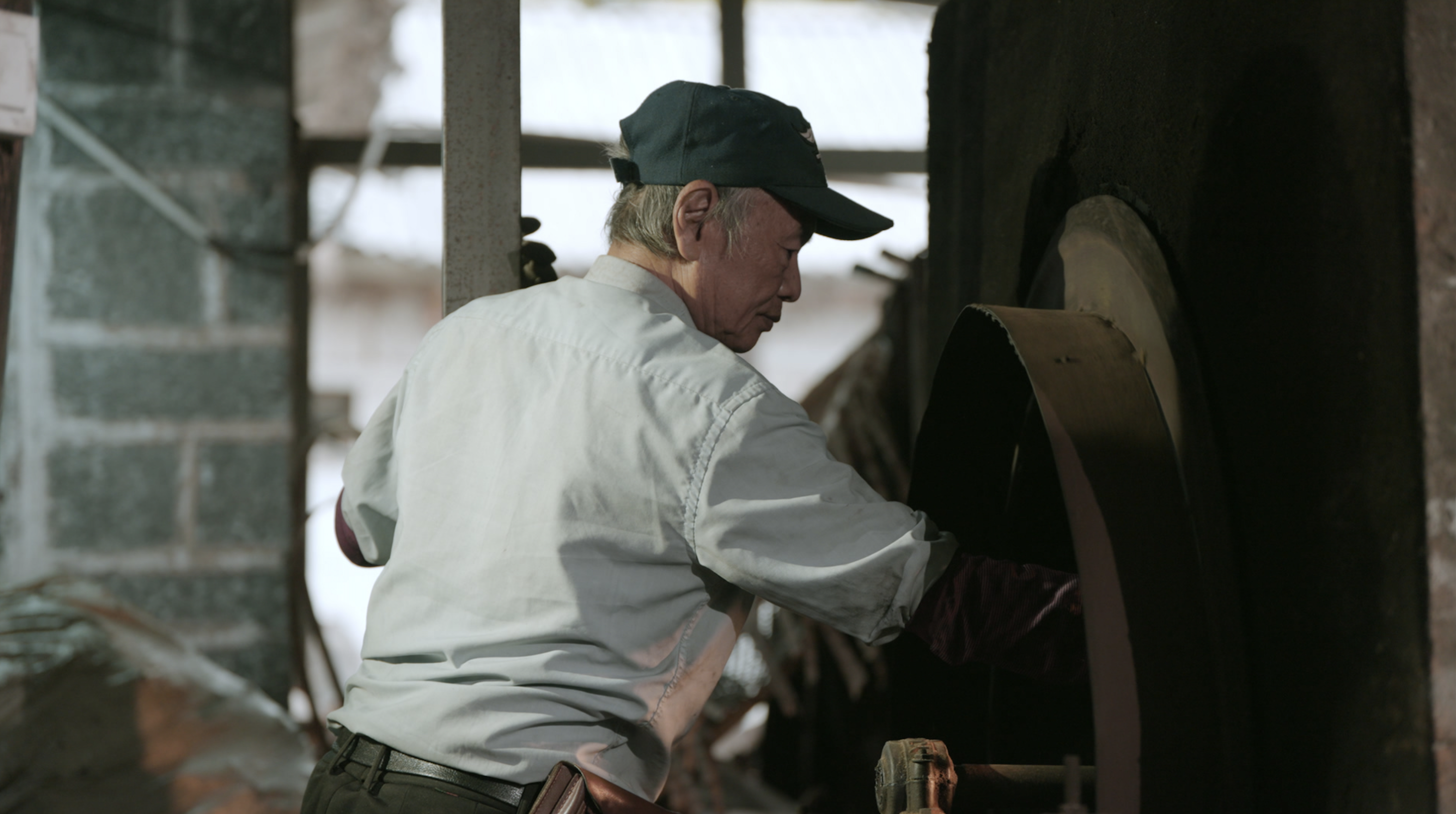 A Tea Grower Plants His Roots