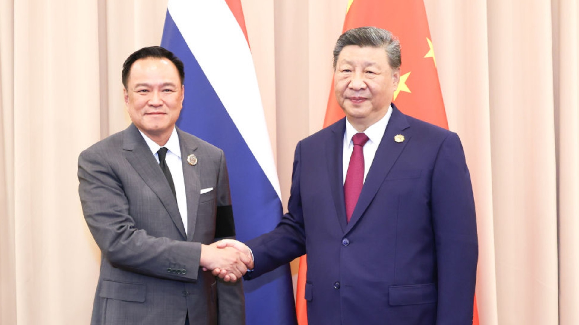 Xi: China ready to boost development strategies' synergy with Thailand