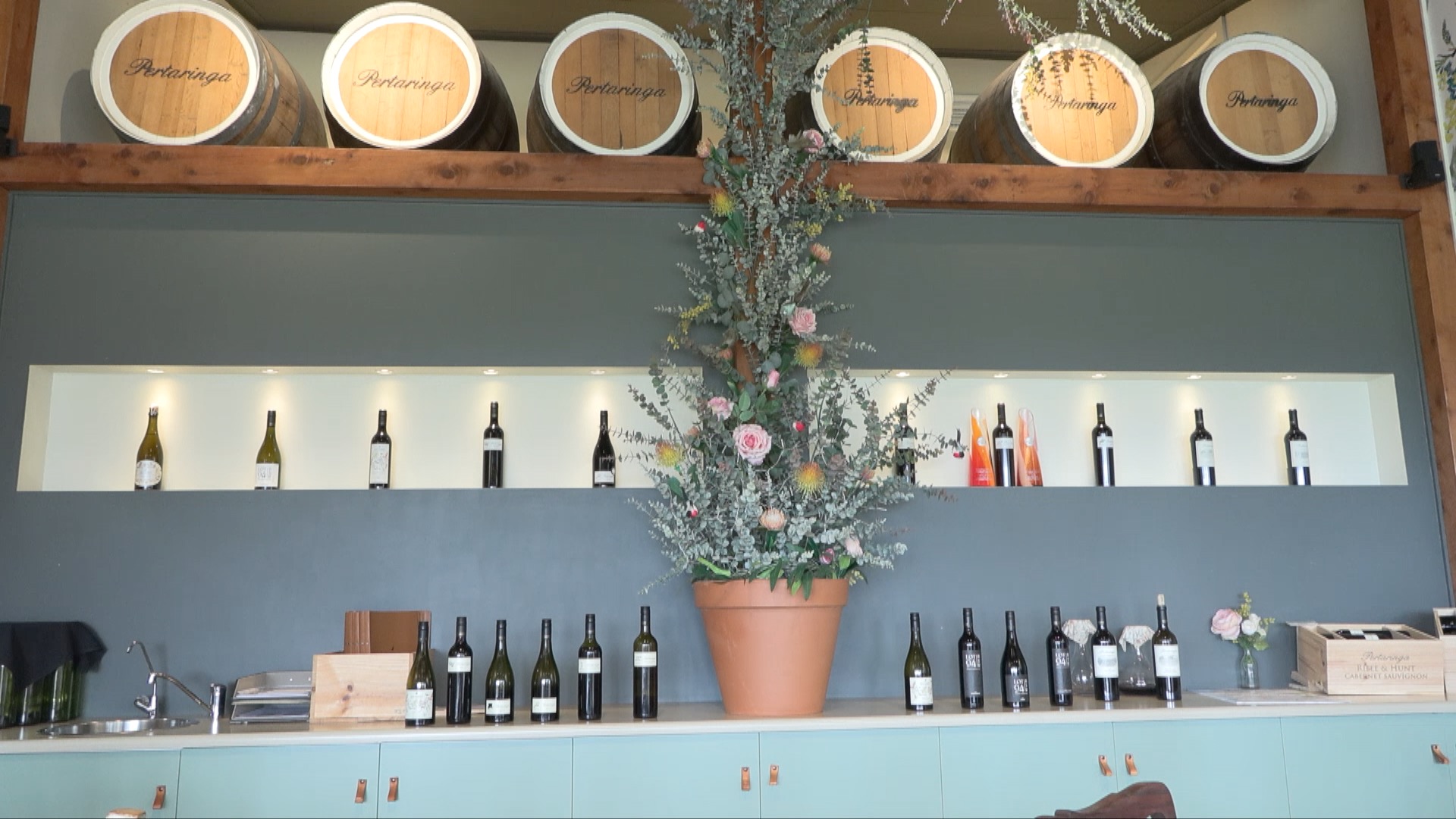 Australian winemakers prepare for this year's CIIE