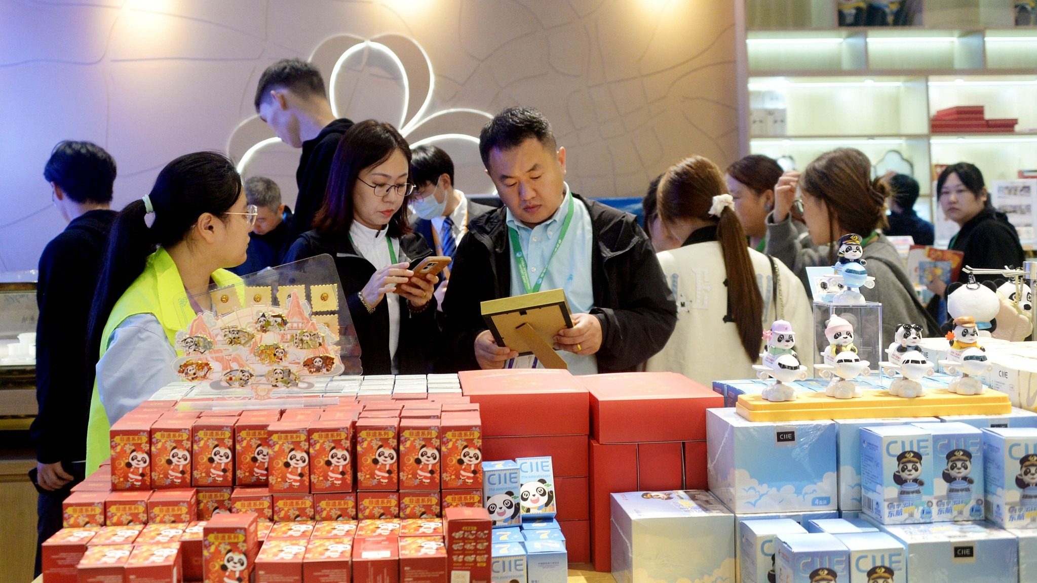 China champions fair trade, providing solutions for the Global South