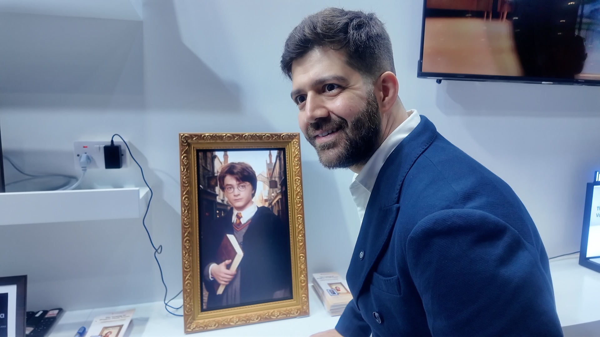 AI-powered photo frame among highlights at BRIDGE Summit