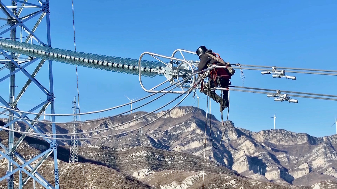 Energy and tourism: Reactions to the Central Economic Work Conference