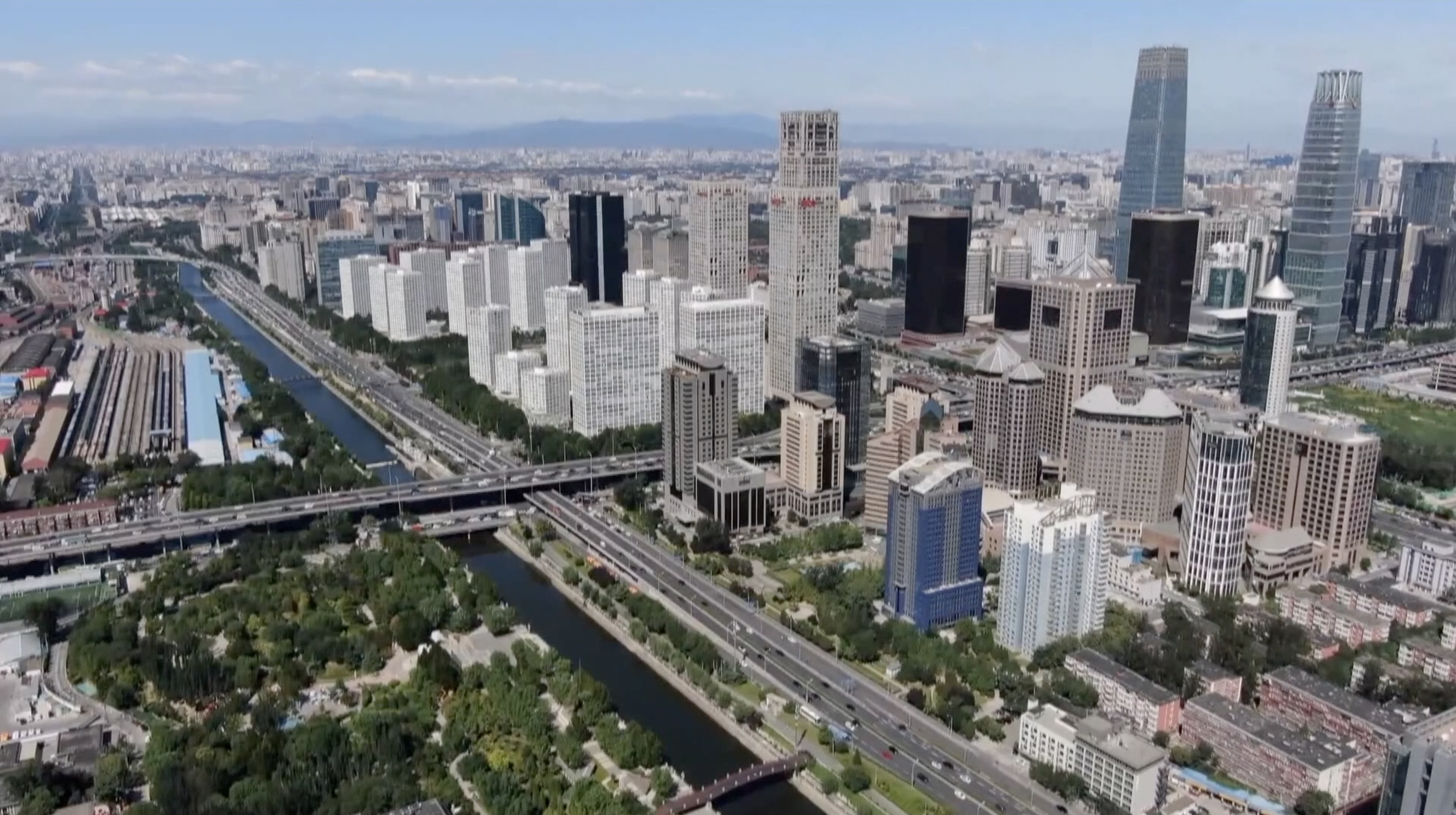 Beijing surpasses 5 trillion yuan GDP milestone