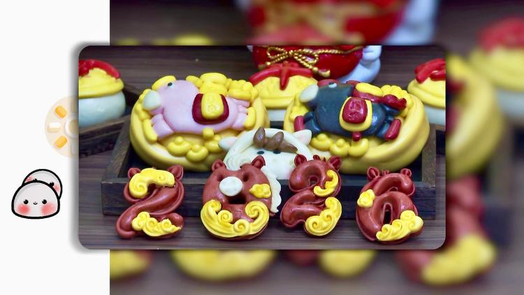 Horse-inspired flower buns ring in the Chinese New Year