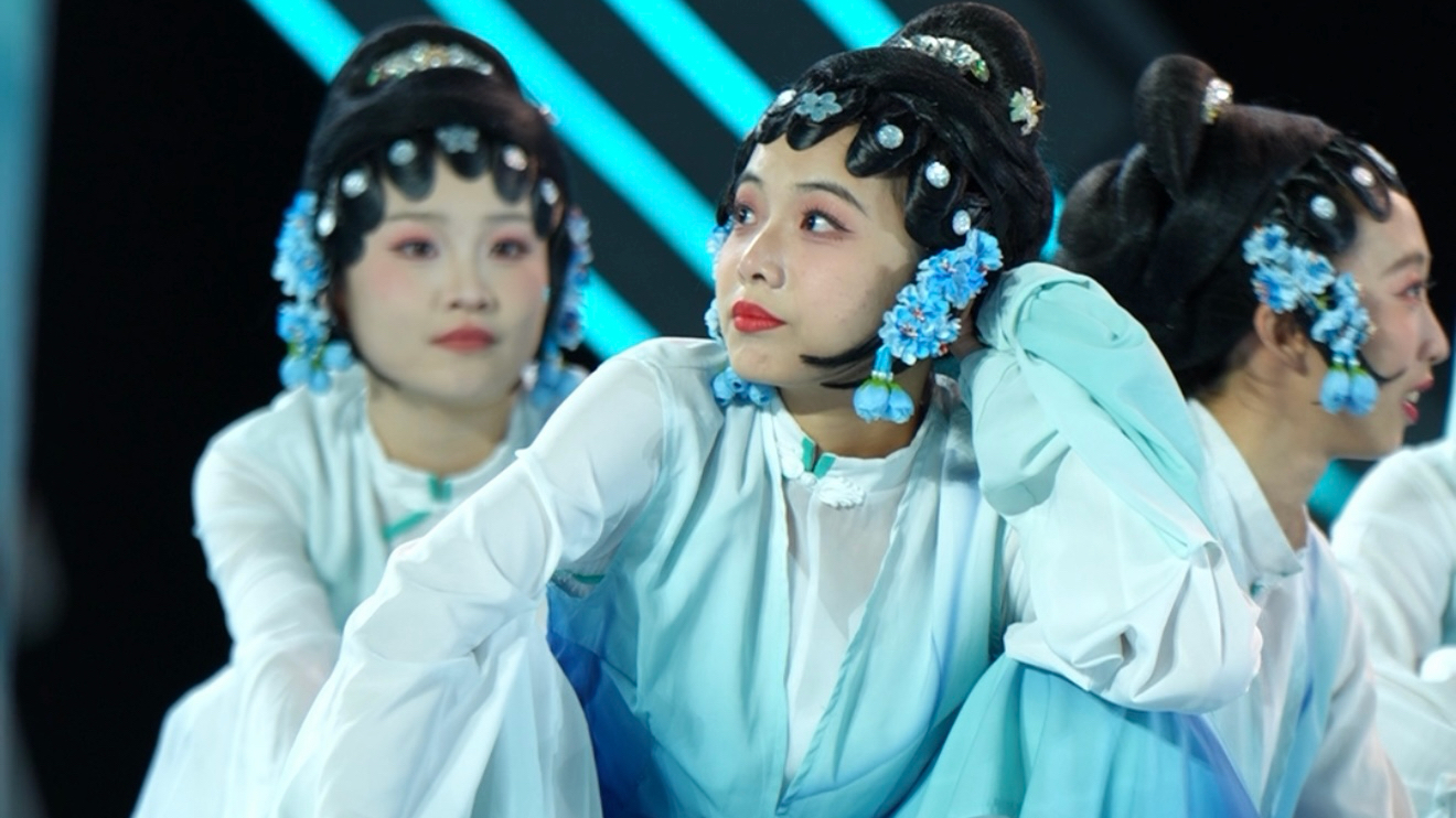 2026 Chinese Opera Spring Festival Gala: Backstage access