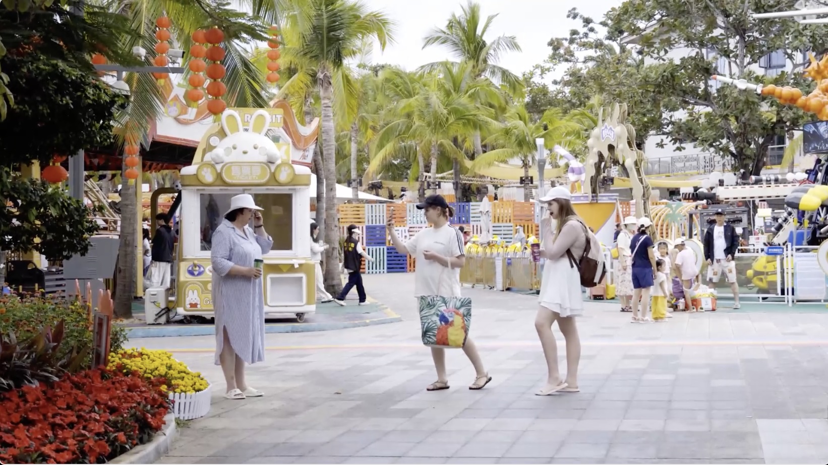 Hainan free trade port welcomes Spring Festival rush