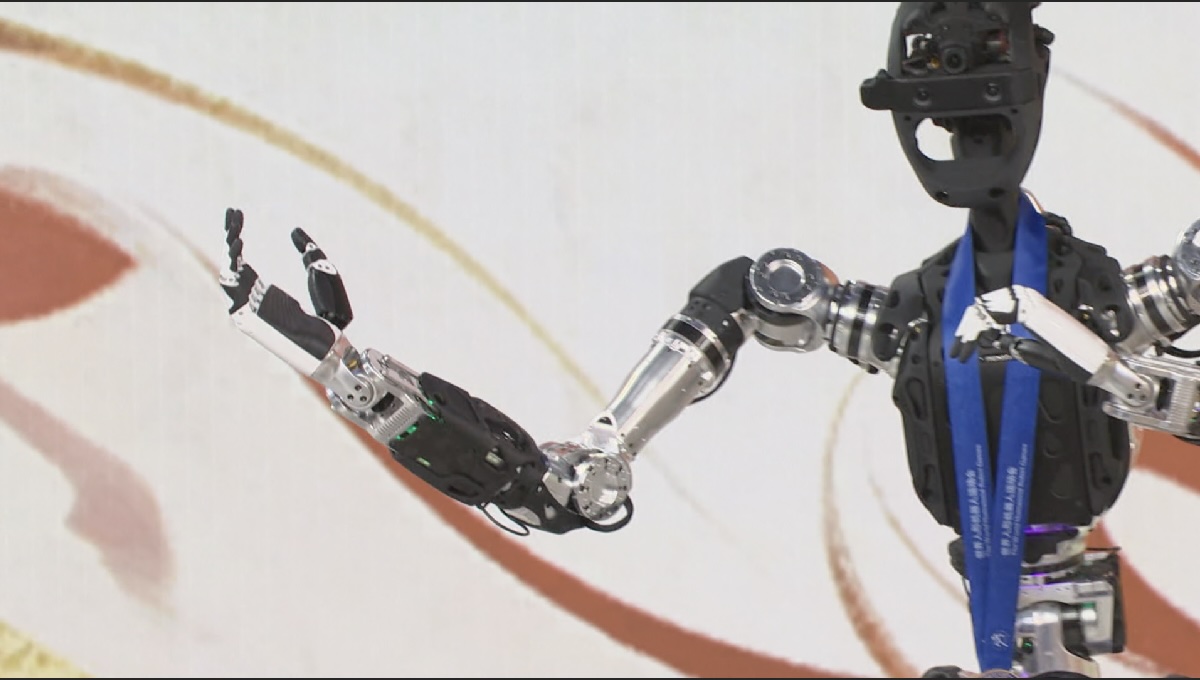 Humanoid robot masters tai chi