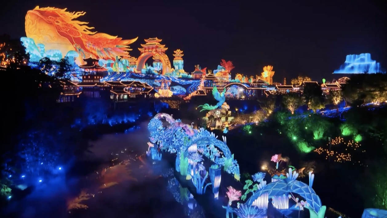 New Year's Eve light shows in Zigong, Guangzhou, Suzhou and Haikou