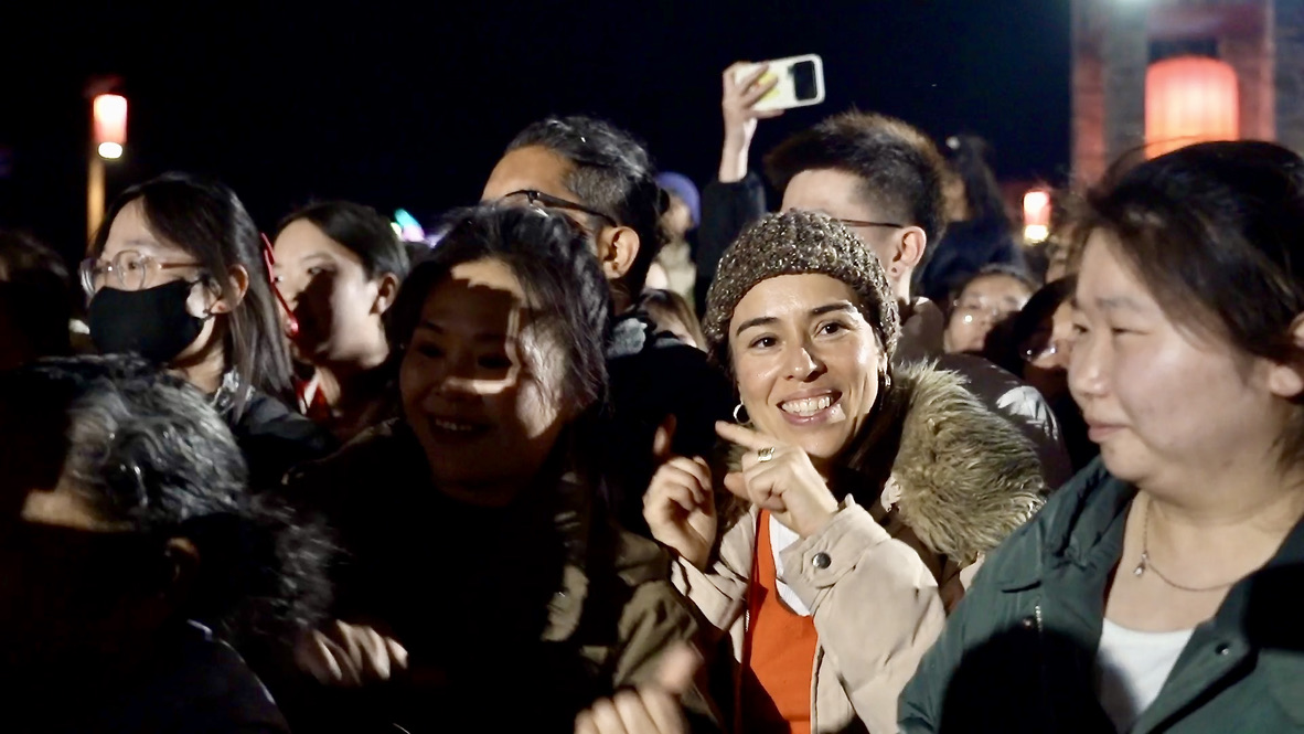 Foreign visitors wowed by Shanxi's Spring Festival celebrations