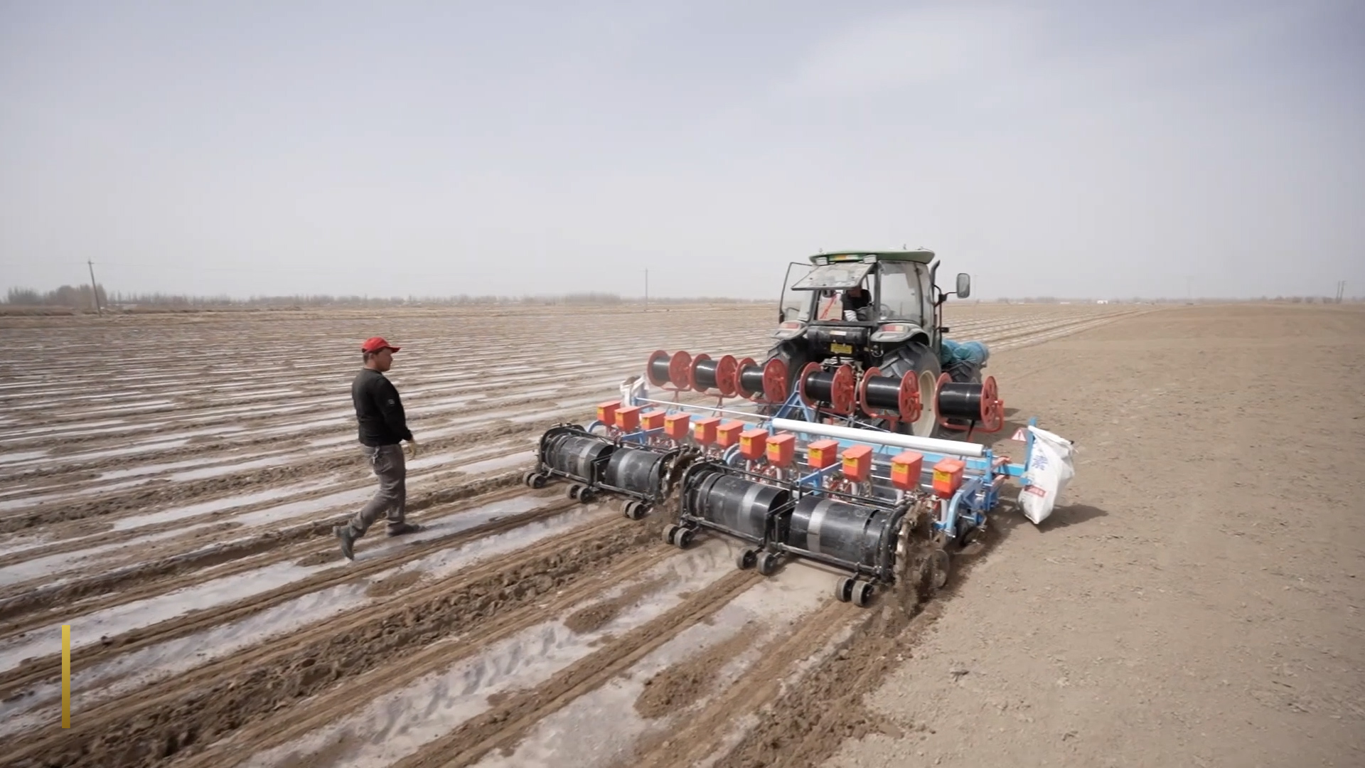 Precision agriculture transforms spring farming in Xinjiang