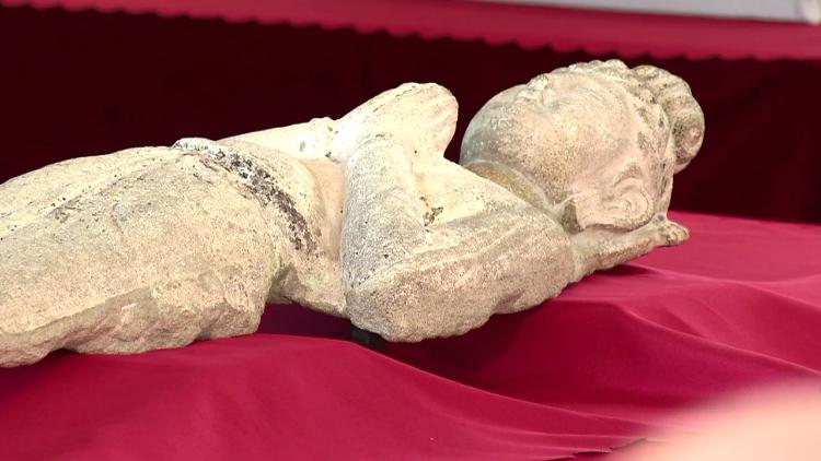 US returns groups of cultural relics to China
