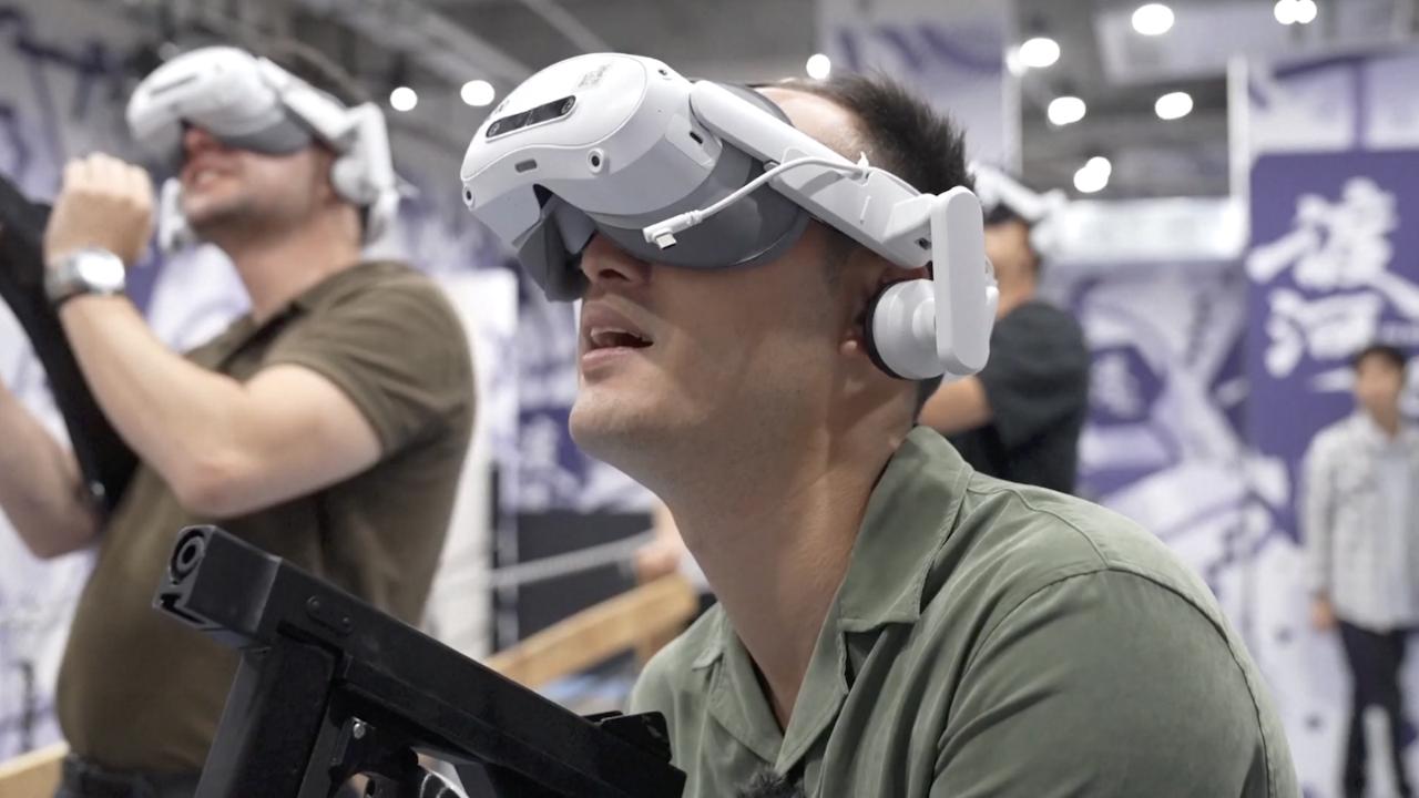 VR recreates historical scene of Red Army's capture of Luding Bridge