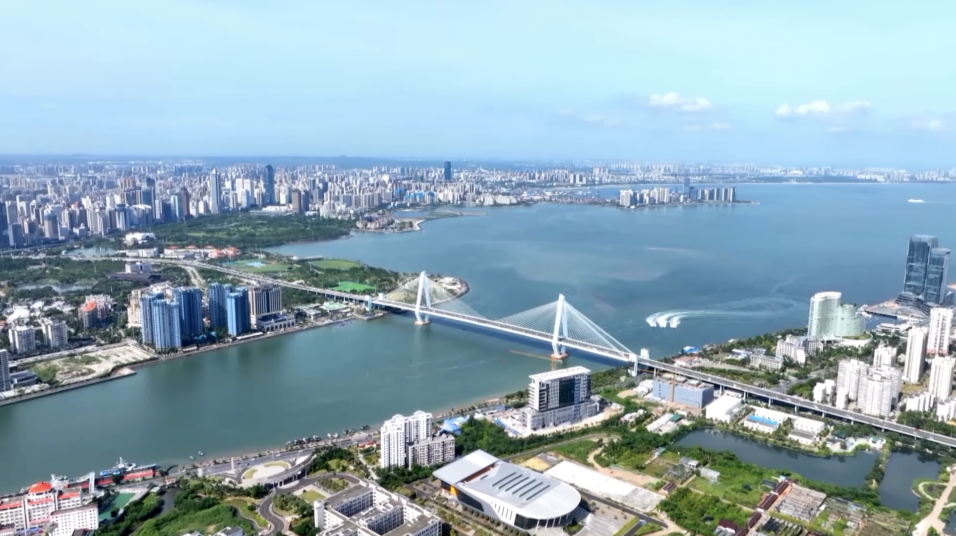 Hainan's digital reporting system streamlines grassroots governance