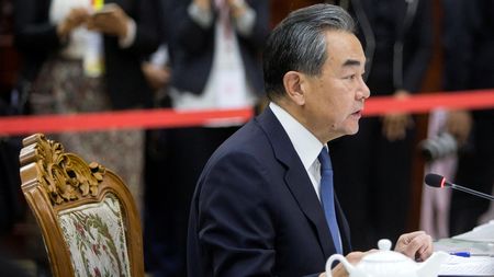 Chinese FM calls for joint efforts in preventing coronavirus epidemic ...